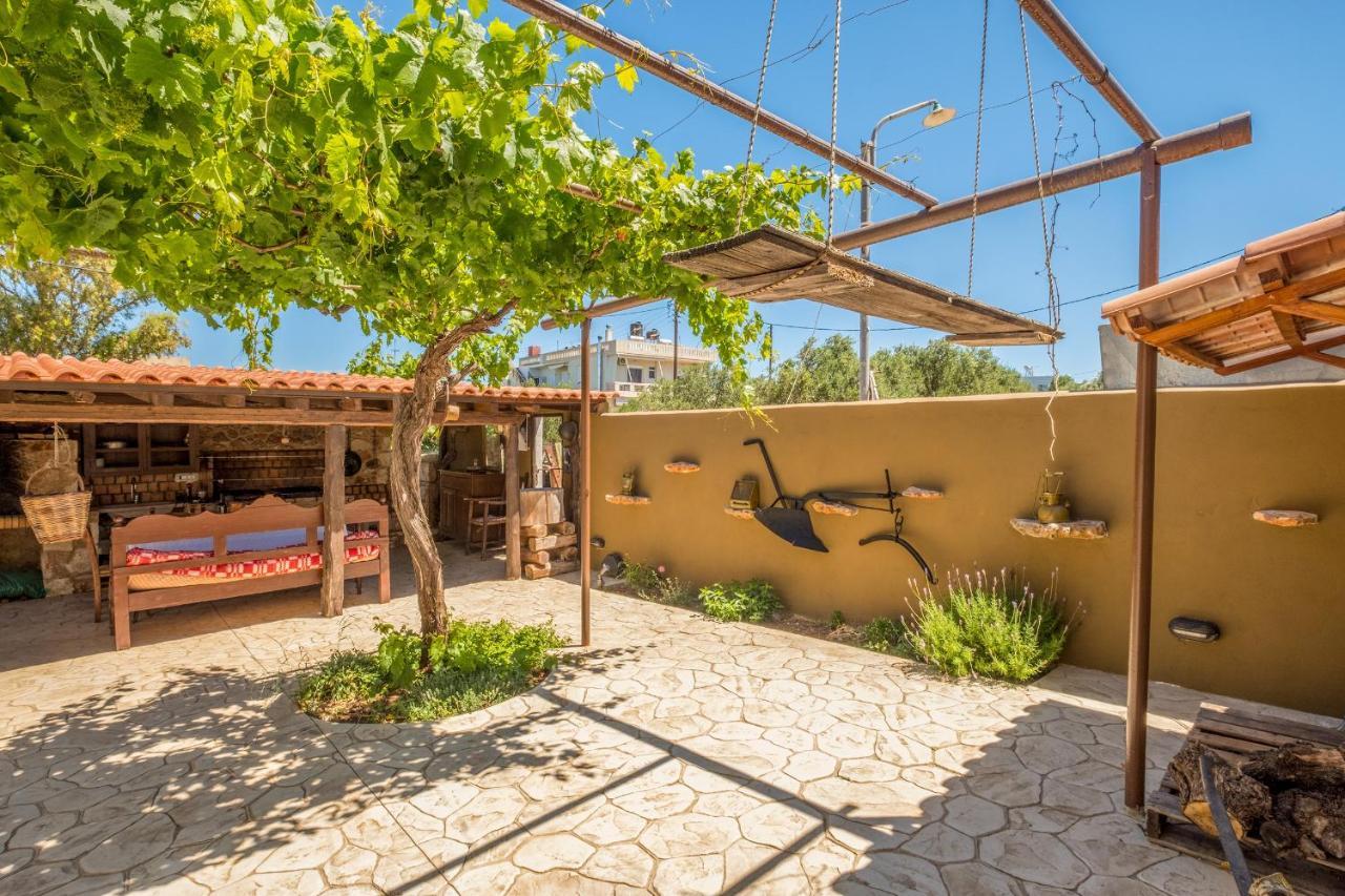 Villa George Kambánion エクステリア 写真