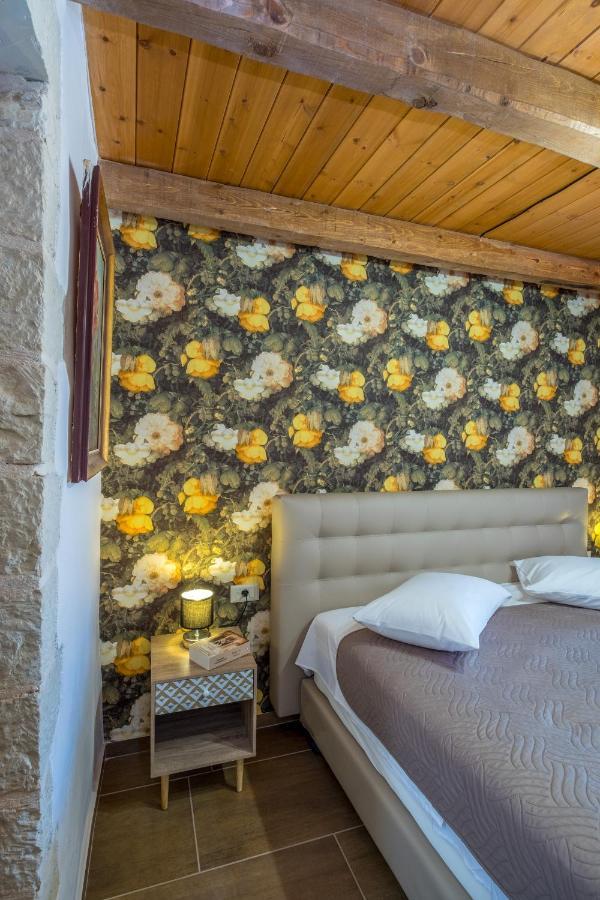 Villa George Kambánion エクステリア 写真