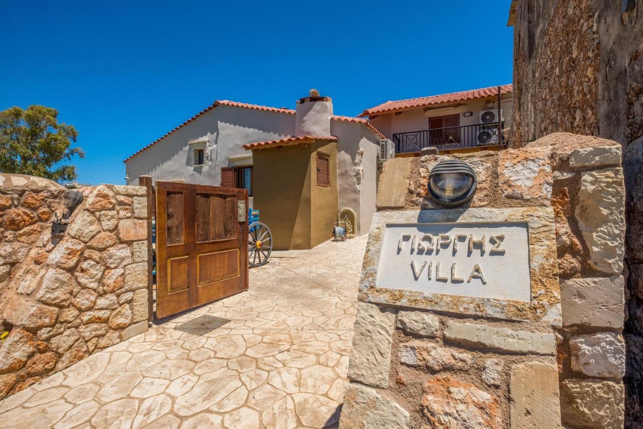 Villa George Kambánion エクステリア 写真